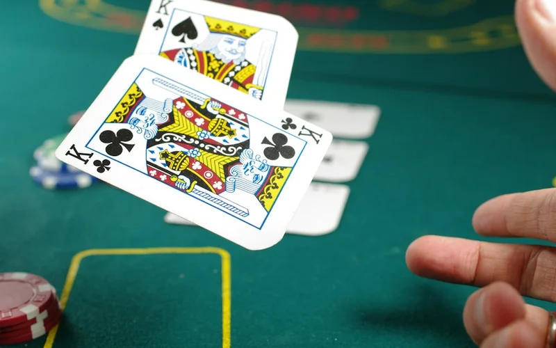 Tongits Online Filipino 3-player rummy card game on AH88